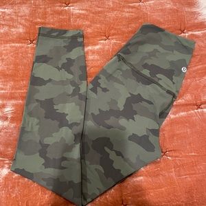 NWOT Lululemon Align 25” Camo